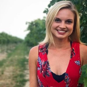 Meet your Posher, Courtney